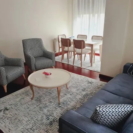 Διαμέρισμα A Cozy Flat Near It All! *